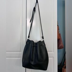 BELLA RUSSO Pebbled Faux Leather Women Black Tote Handbag